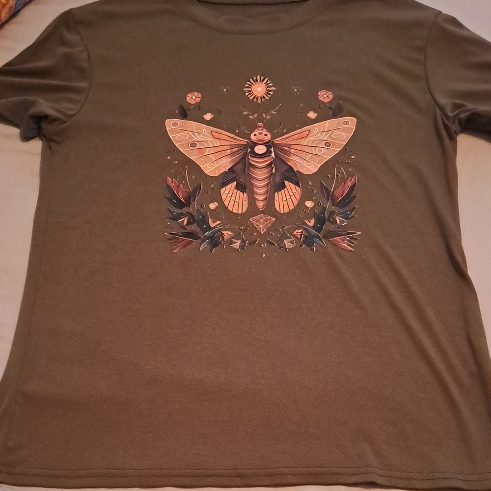 Olive Graphic Short Sleeve Tee
